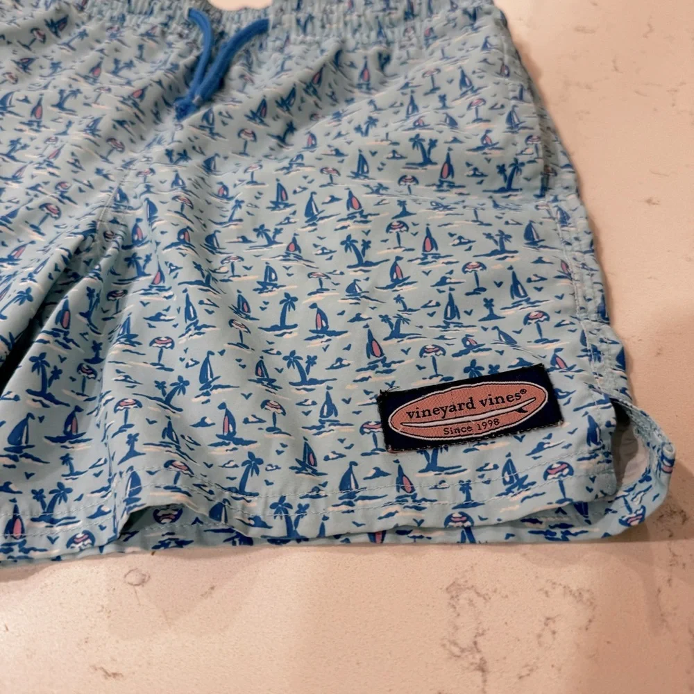 Vineyard Vines Boy Swimming Shorts Size S( 8-10)